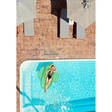 Casa Nostra Mykonos Boutique & Lägenhet *